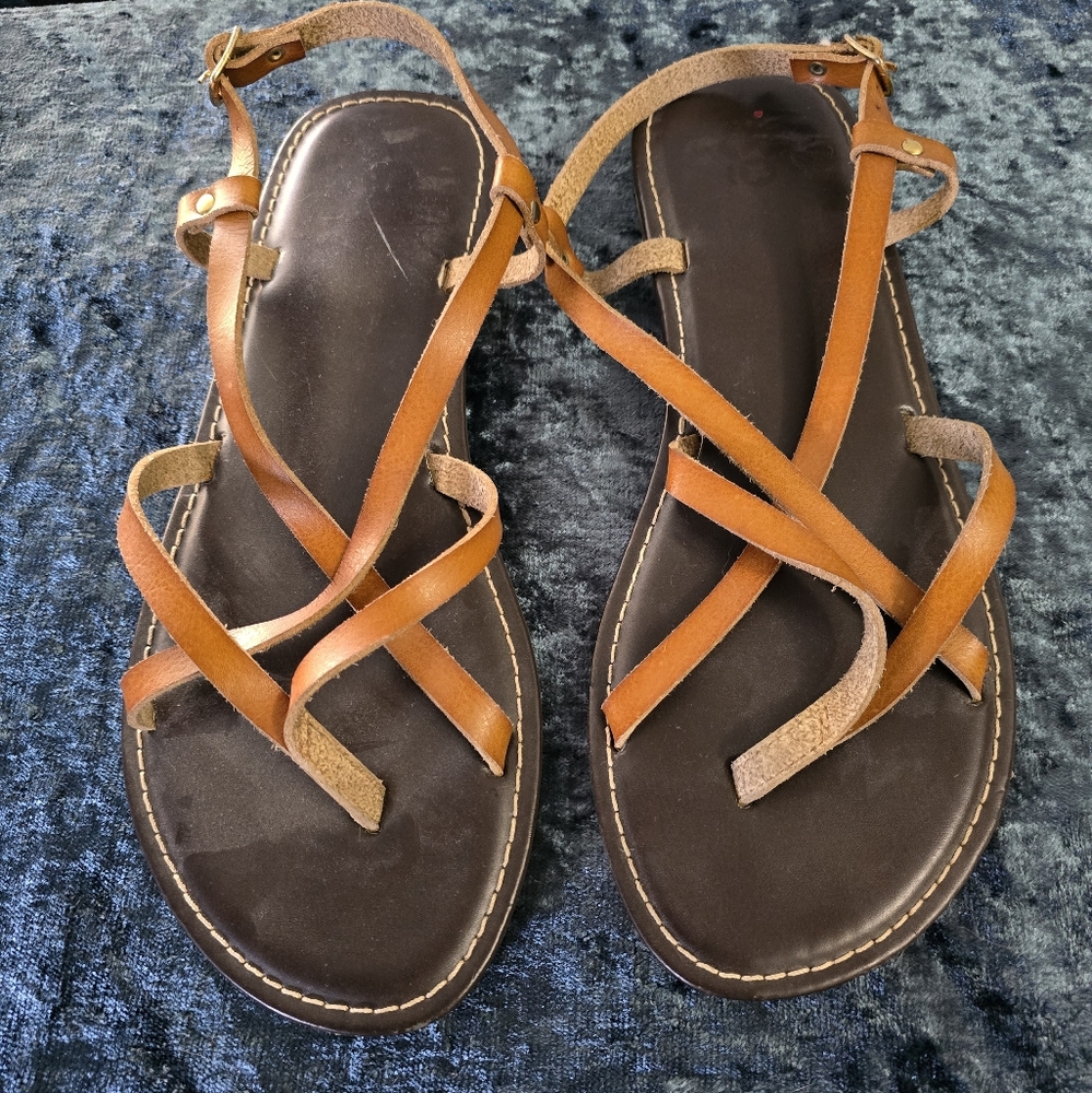 SO Brown Strappy Sandals Sz 10